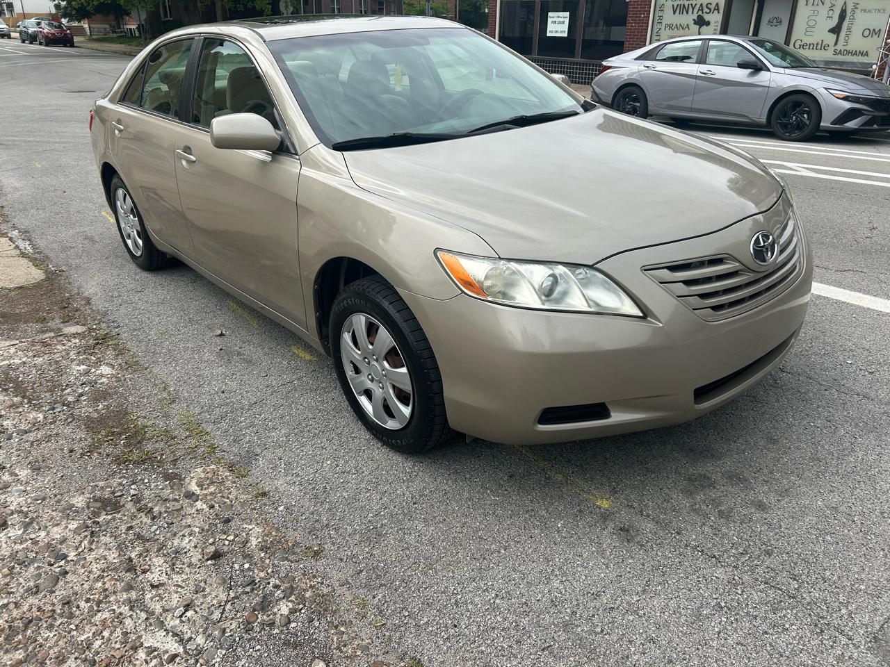 Toyota Camry LE 5-Spd AT 2007