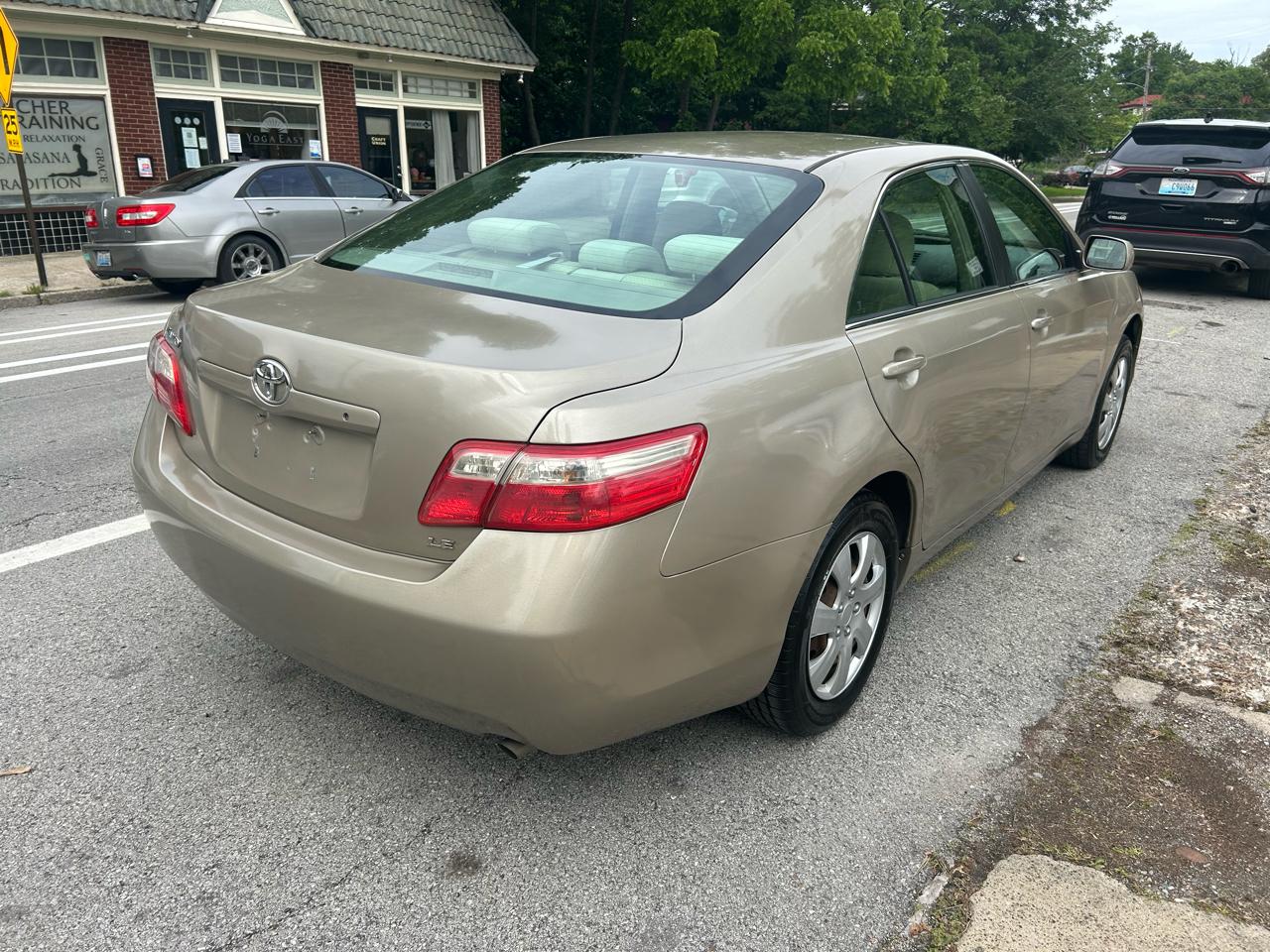 Toyota Camry LE 5-Spd AT 2007