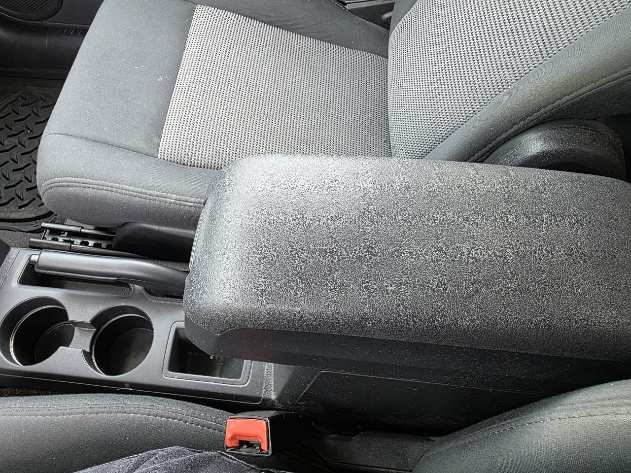 Jeep Patriot Latitude 2WD 2012