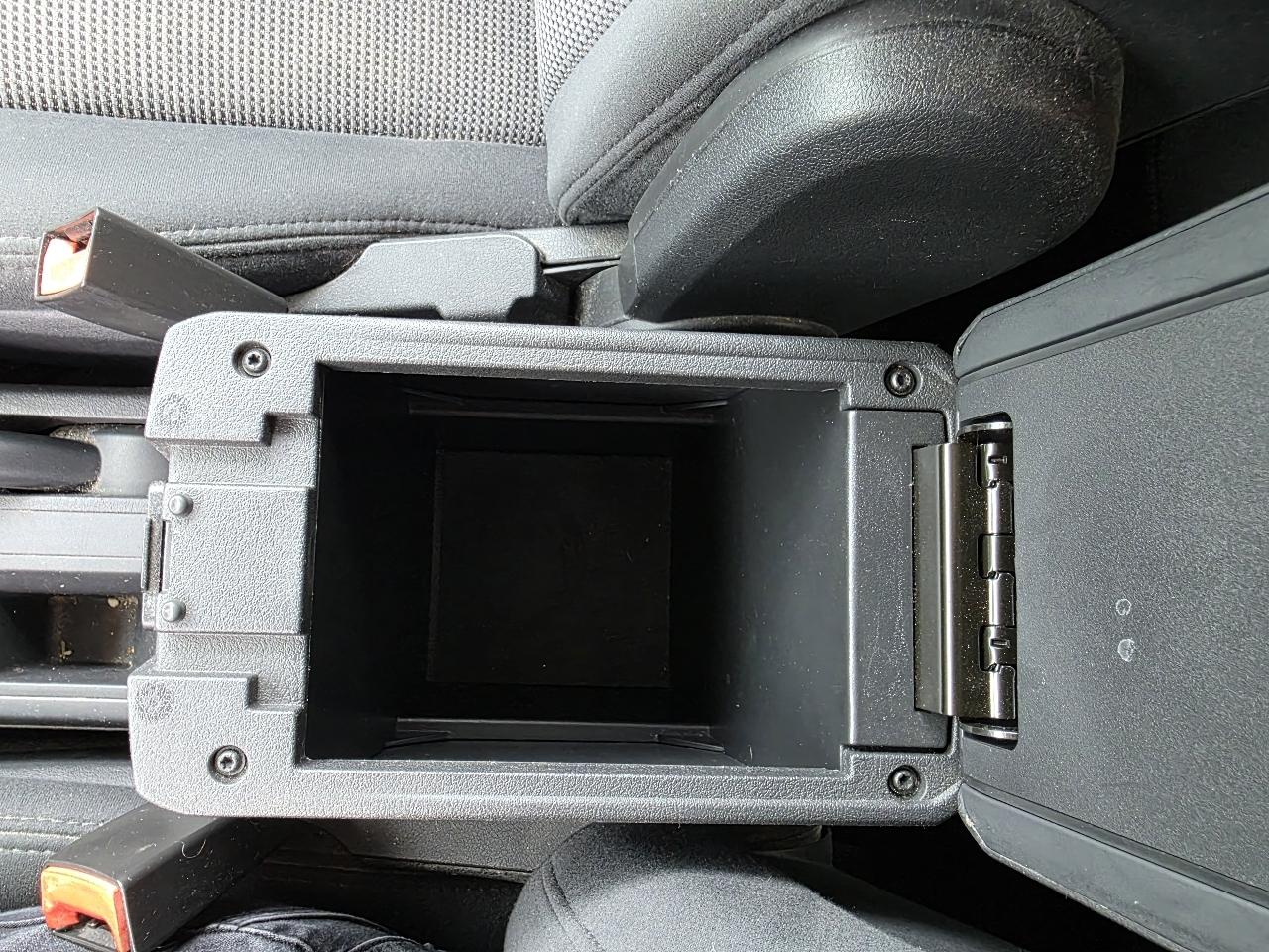 Jeep Patriot Latitude 2WD 2012