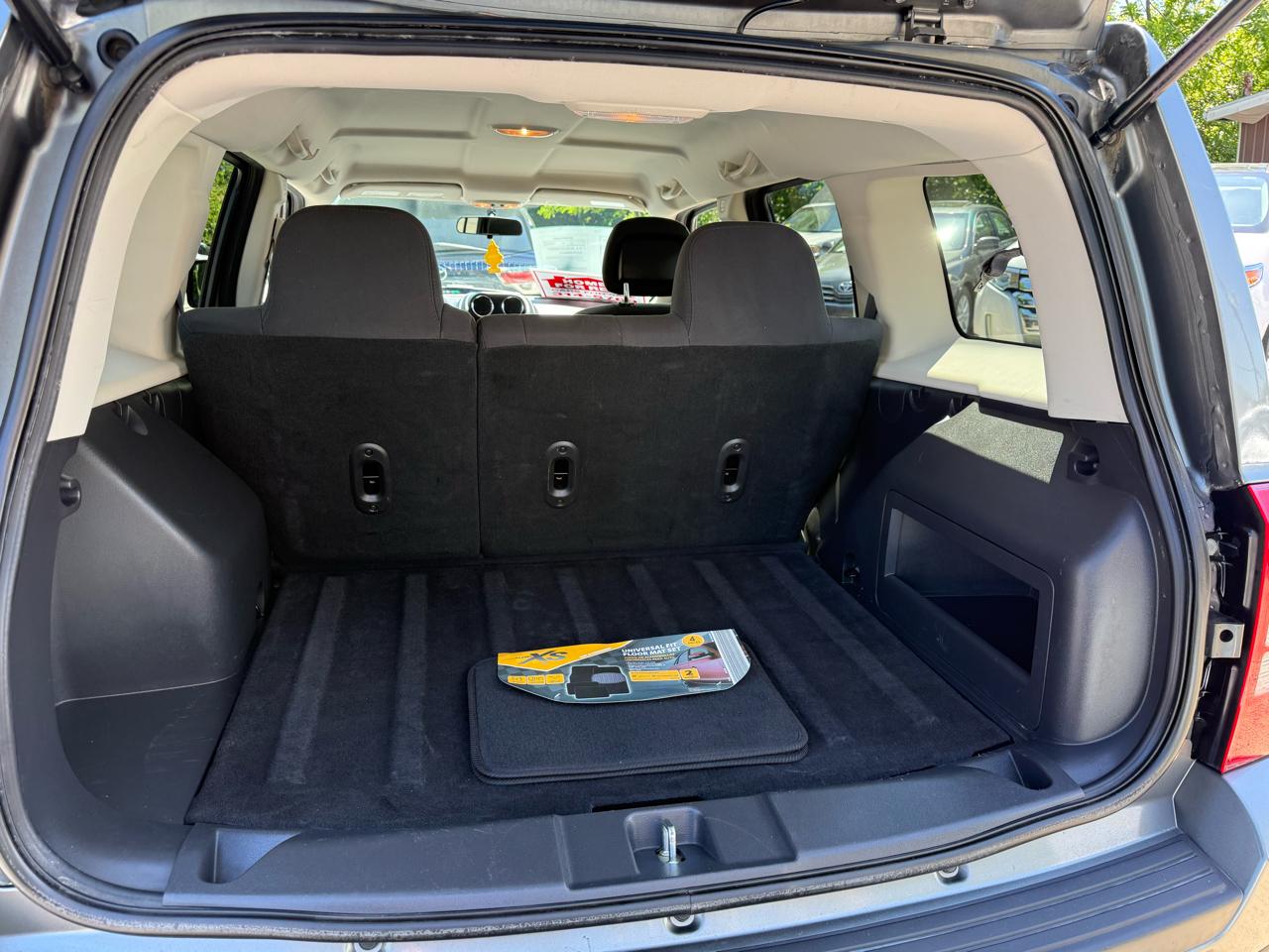 Jeep Patriot Latitude 2WD 2012