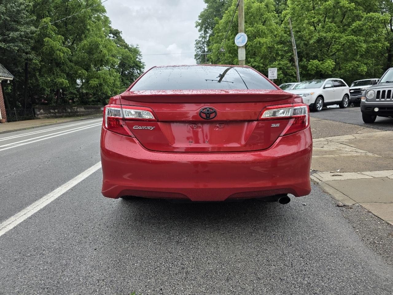 Toyota Camry SE 4D Sedan 2013