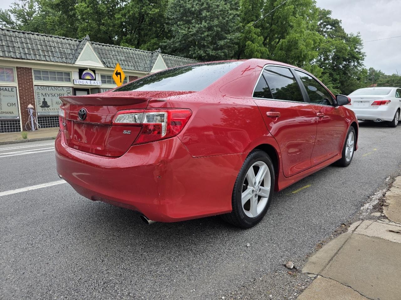 Toyota Camry SE 4D Sedan 2013