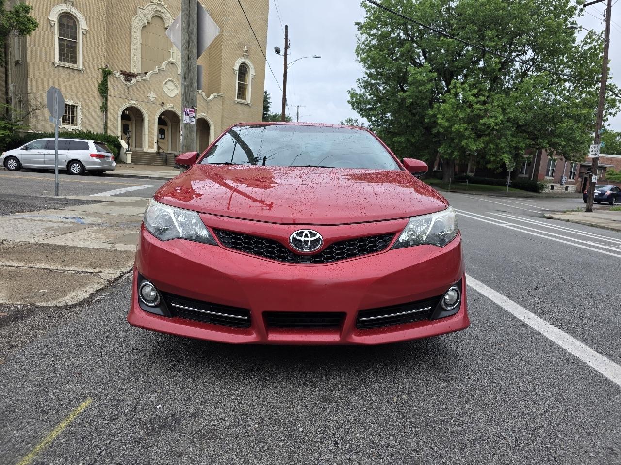 Toyota Camry SE 4D Sedan 2013