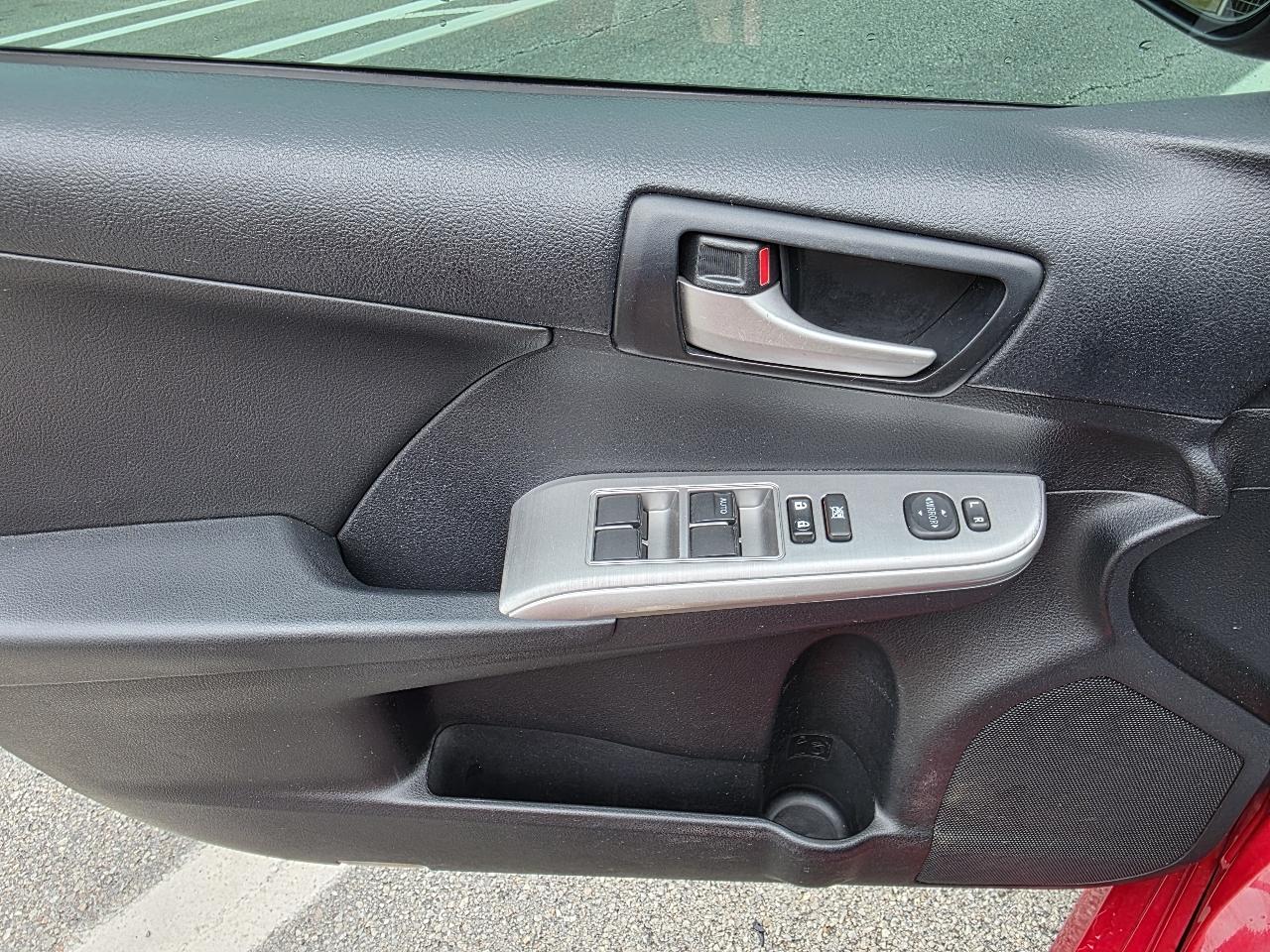 Toyota Camry SE 4D Sedan 2013