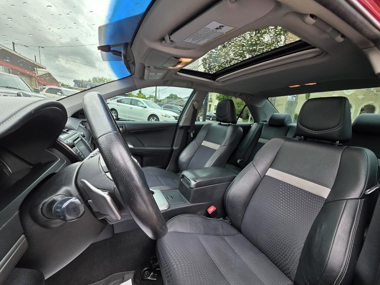Toyota Camry SE 4D Sedan 2013