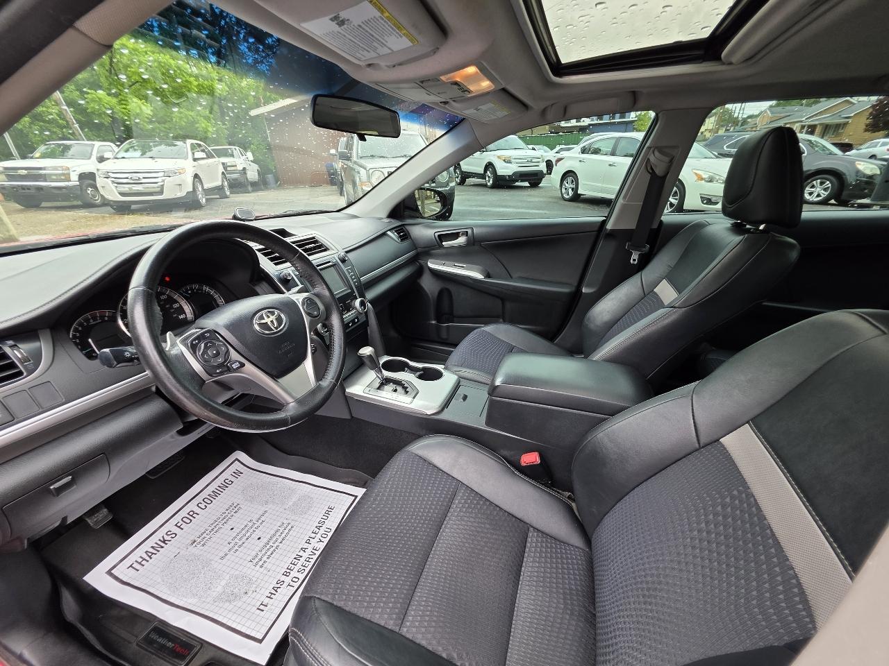 Toyota Camry SE 4D Sedan 2013