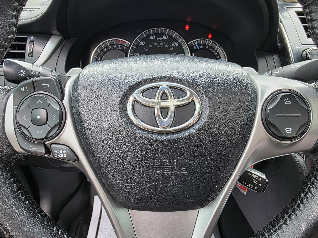 Toyota Camry SE 4D Sedan 2013