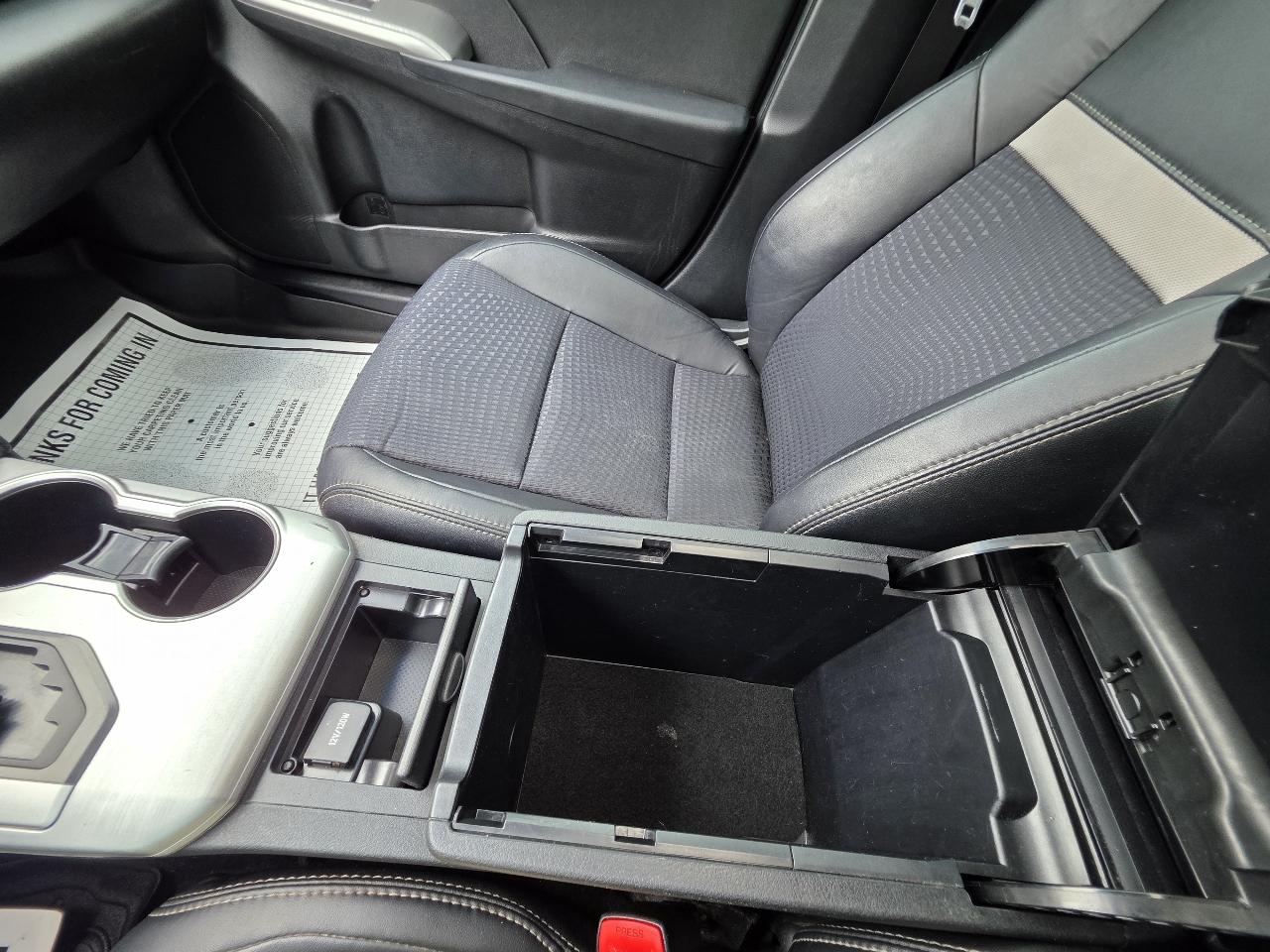 Toyota Camry SE 4D Sedan 2013