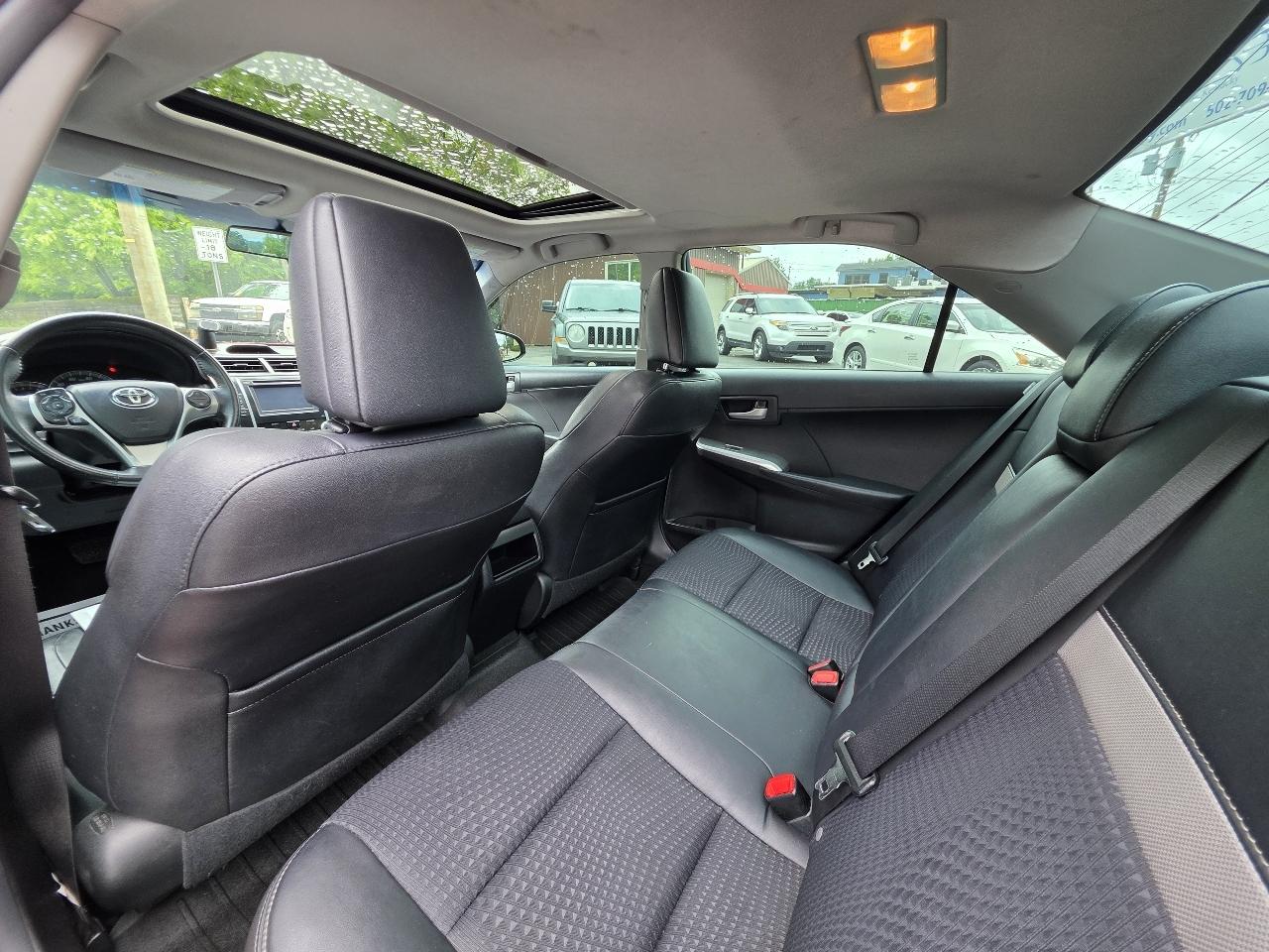 Toyota Camry SE 4D Sedan 2013