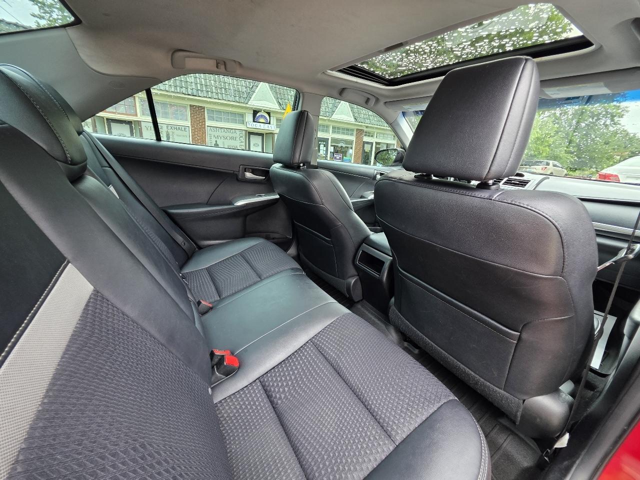 Toyota Camry SE 4D Sedan 2013