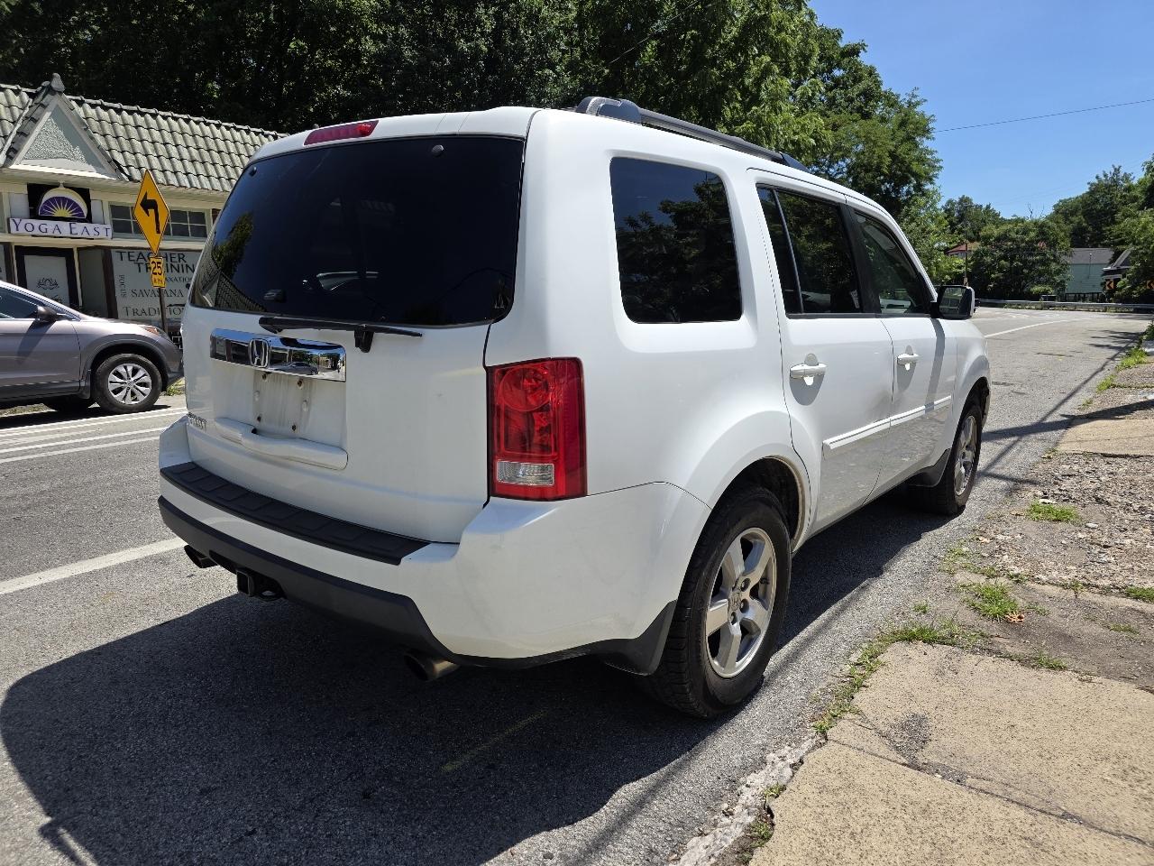Honda Pilot EX-L 2WD 5-Spd AT 2010