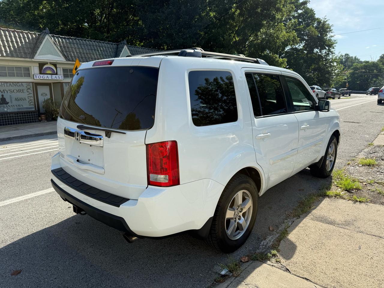 Honda Pilot EX-L 2WD 5-Spd AT 2010