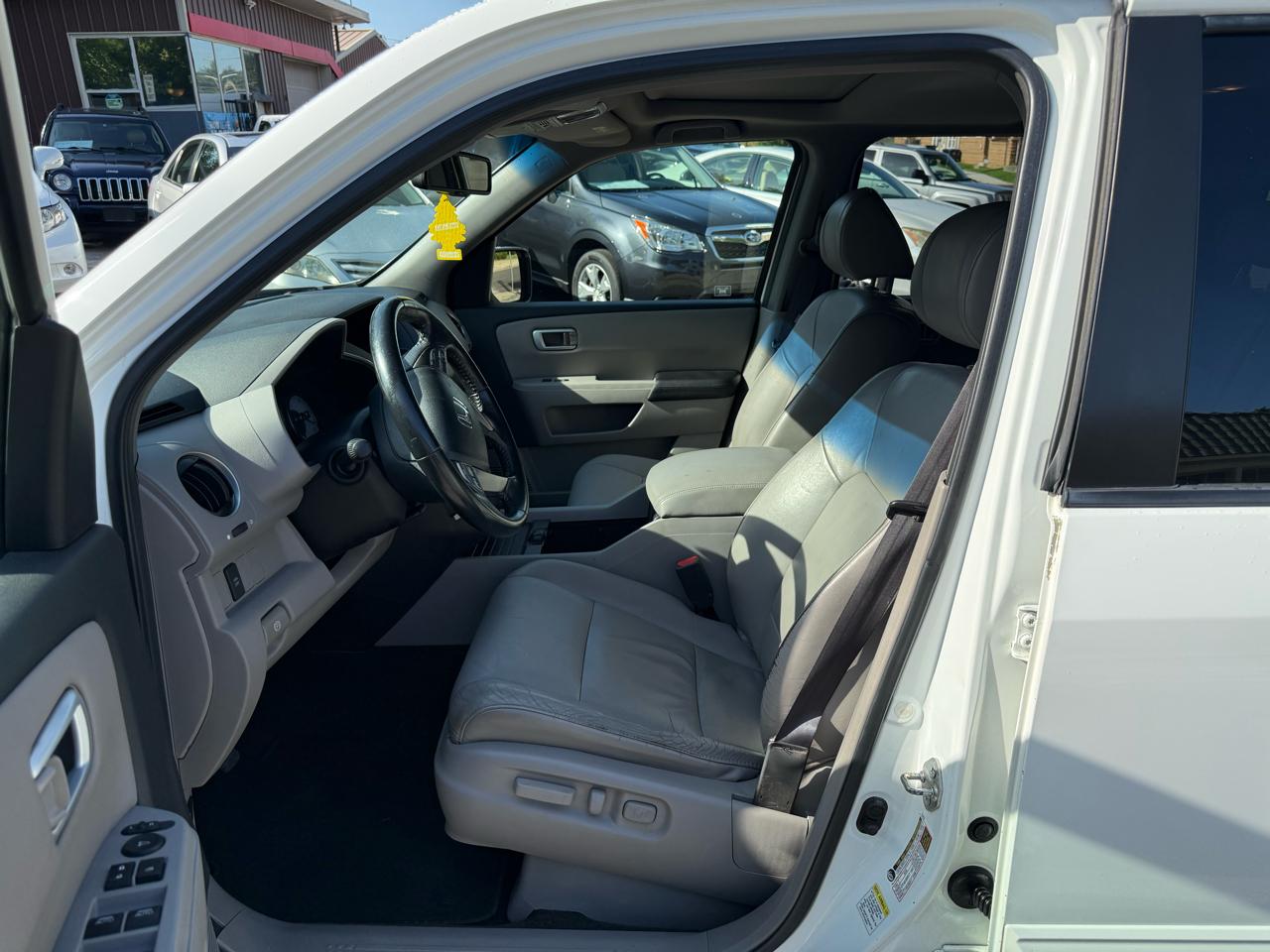 Honda Pilot EX-L 2WD 5-Spd AT 2010
