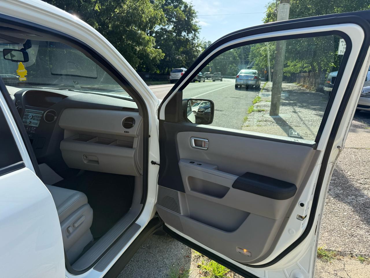 Honda Pilot EX-L 2WD 5-Spd AT 2010
