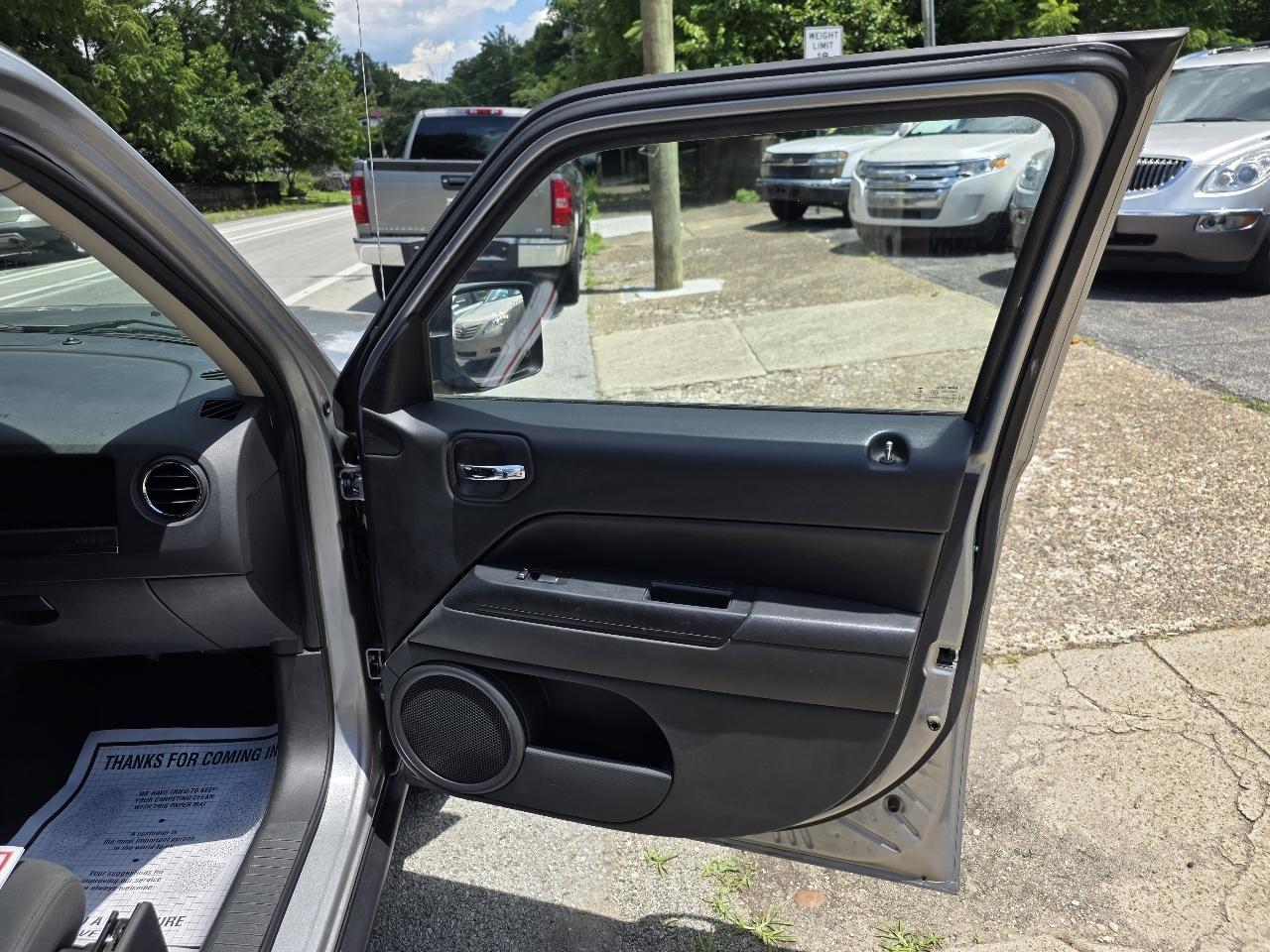 Jeep Patriot Latitude 4WD 2017