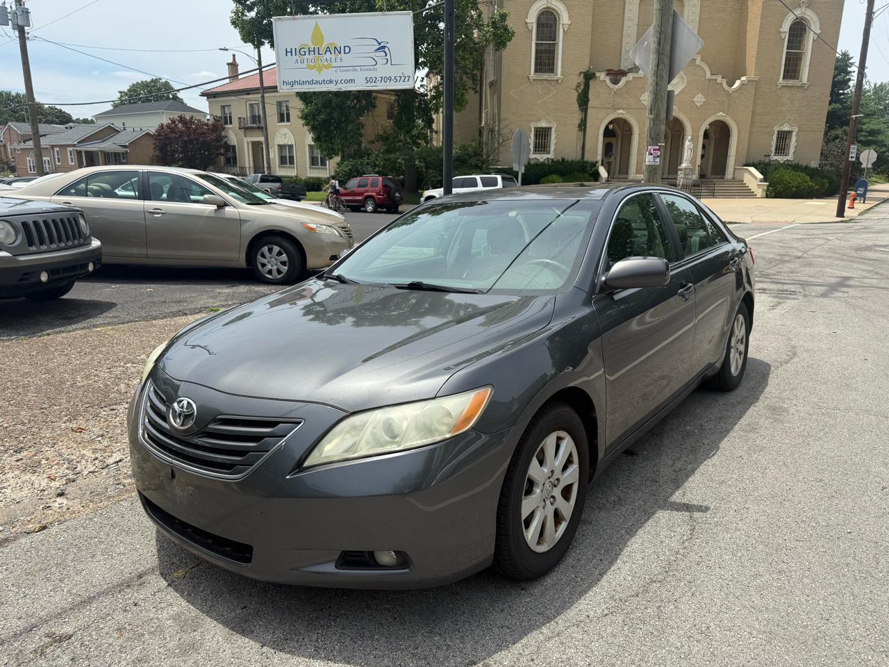 Toyota Camry XLE 5-Spd AT 2009