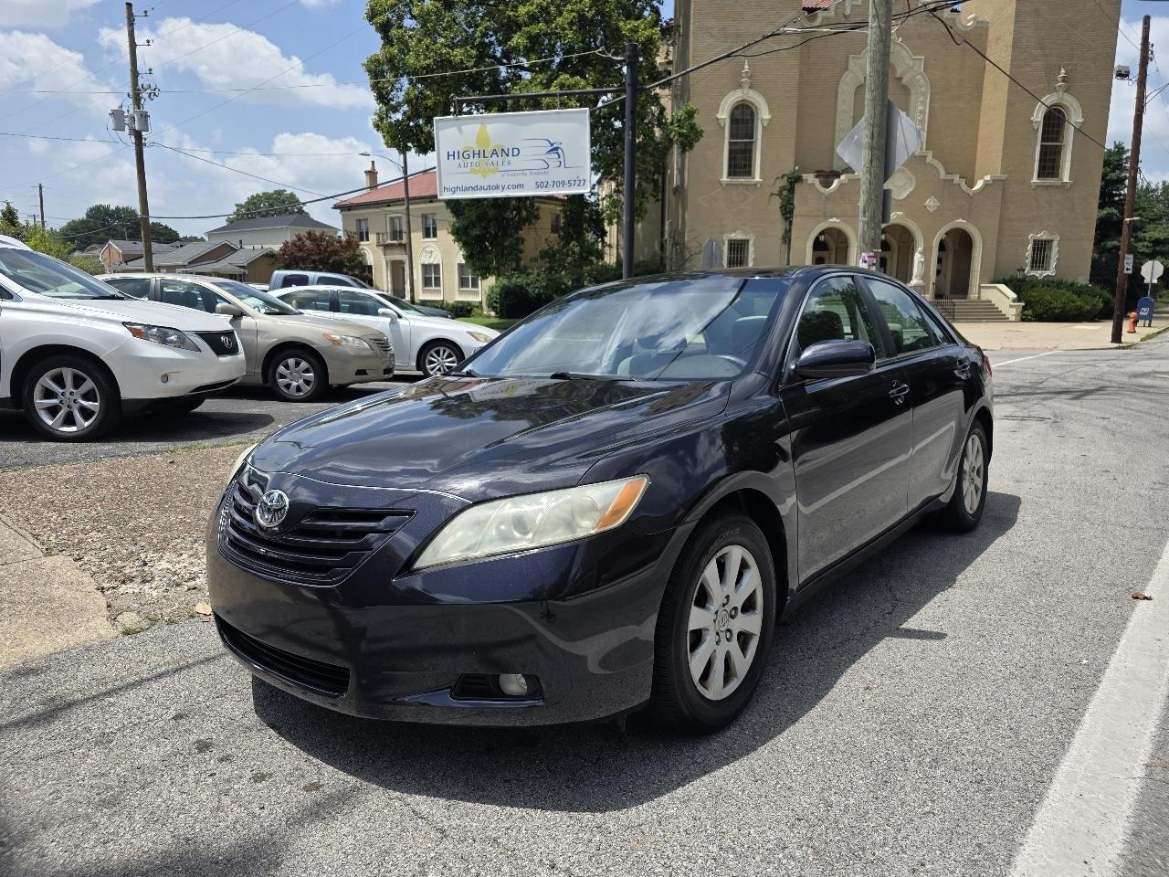 2009 Toyota Camry XLE 5-Spd AT