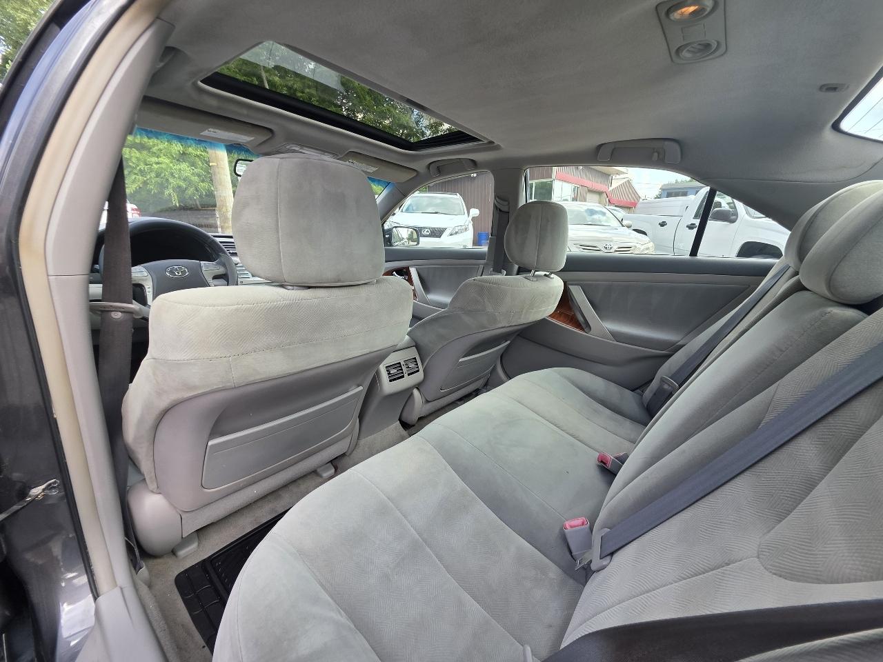 Toyota Camry XLE 5-Spd AT 2009