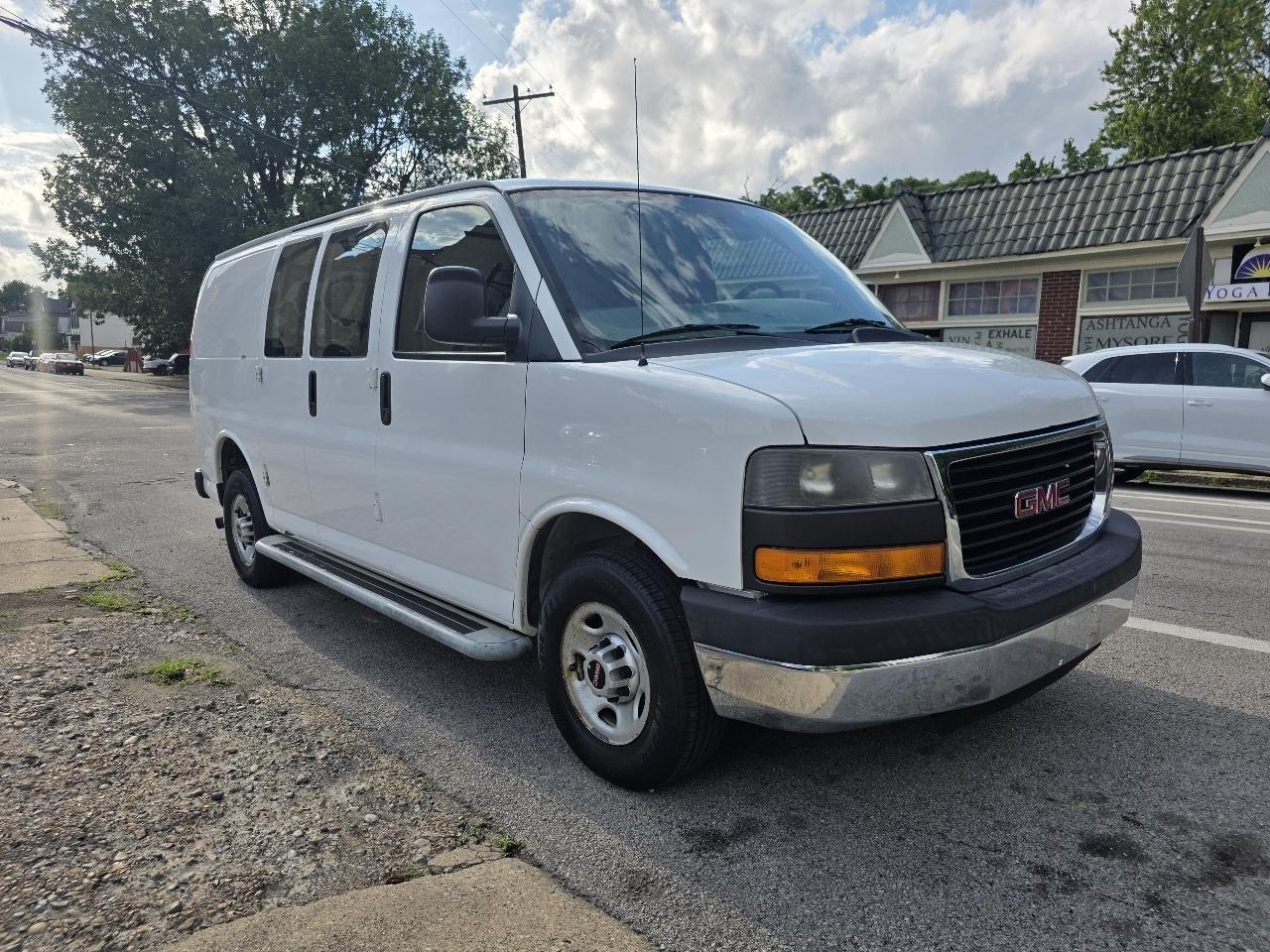 GMC Savana G2500 Cargo 2014