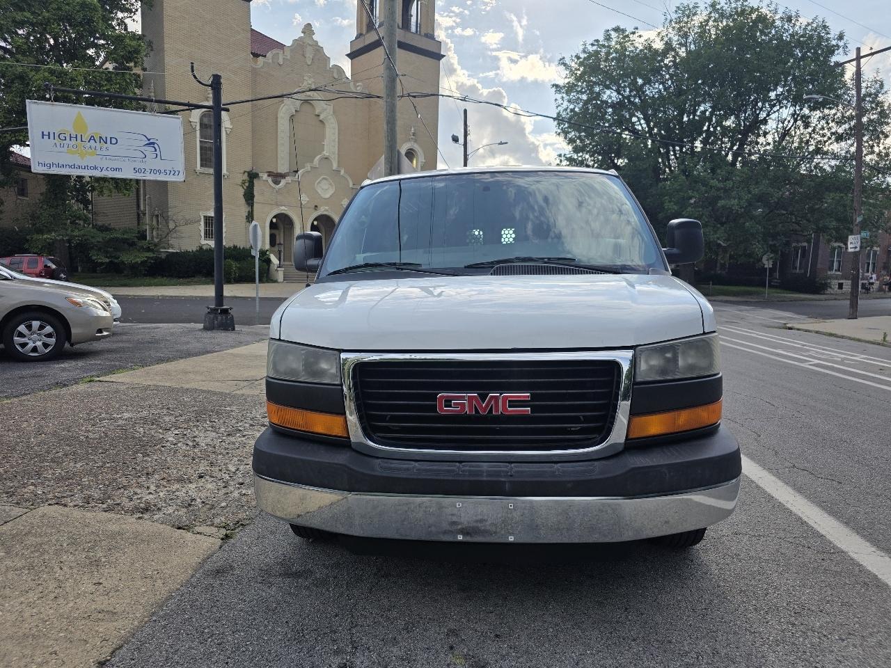 GMC Savana G2500 Cargo 2014