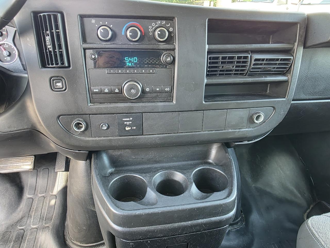 GMC Savana G2500 Cargo 2014
