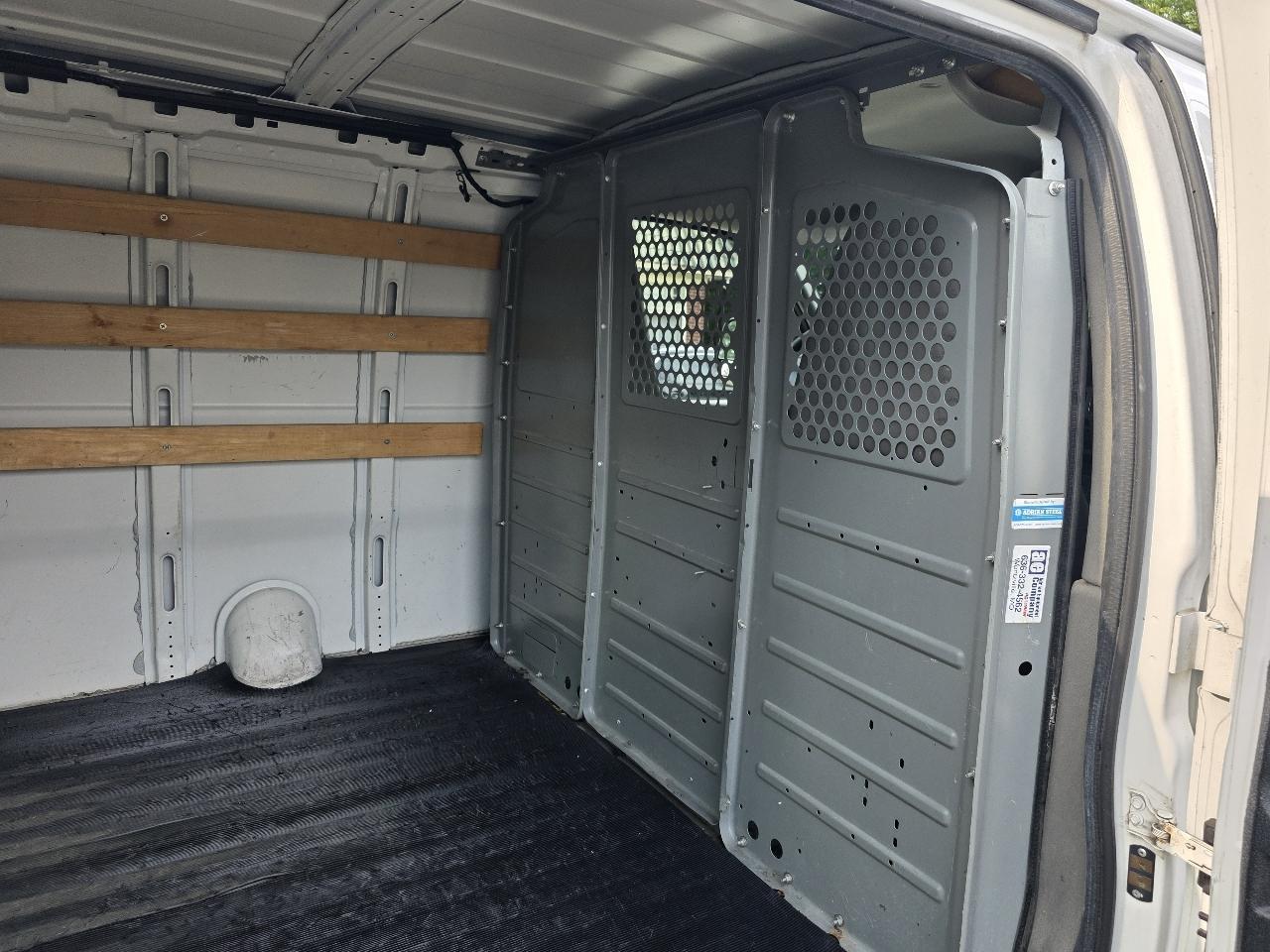 GMC Savana G2500 Cargo 2014