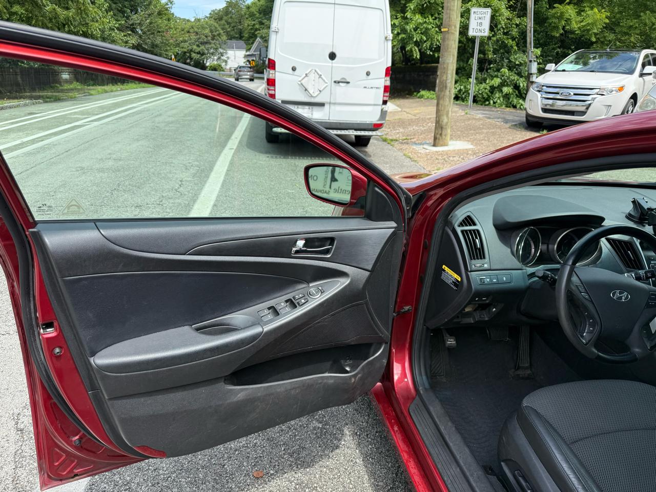 Hyundai Sonata Limited Auto 2011