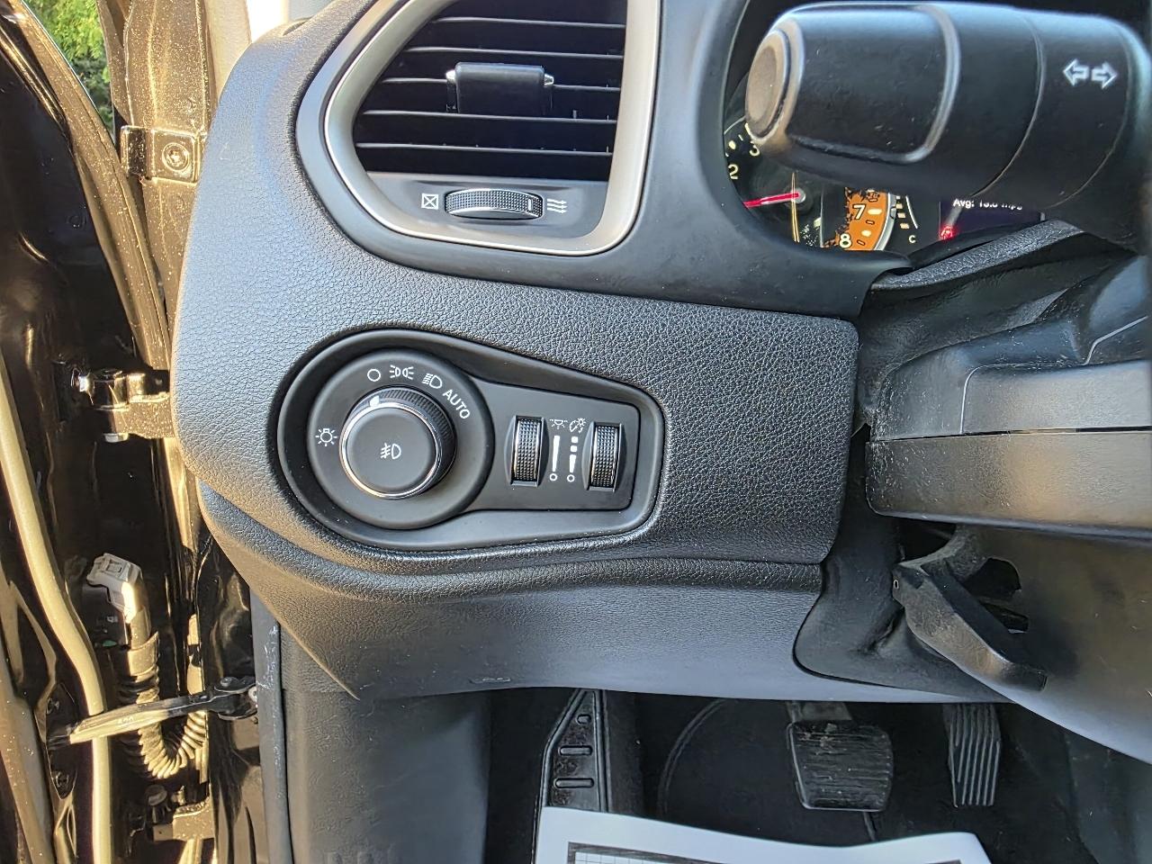 Jeep Renegade Latitude 4WD 2015