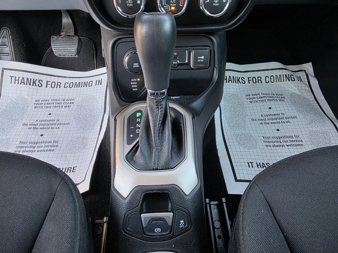 Jeep Renegade Latitude 4WD 2015