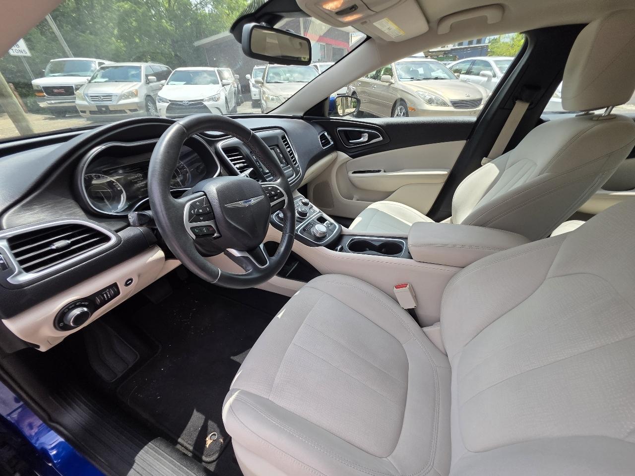 Chrysler 200 Limited 2015