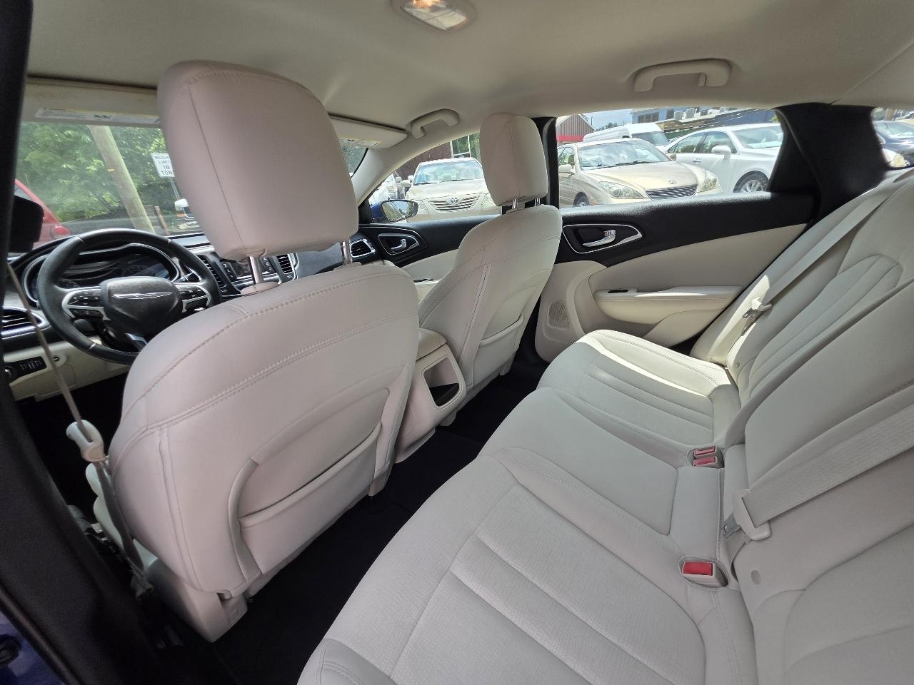 Chrysler 200 Limited 2015