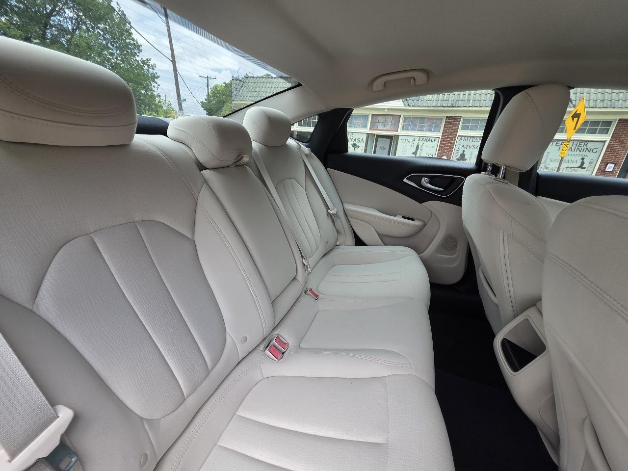 Chrysler 200 Limited 2015