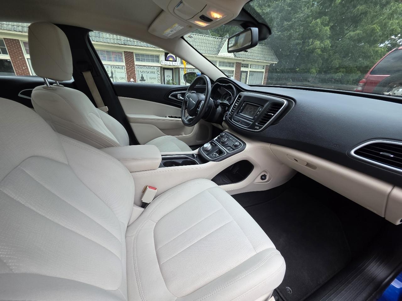 Chrysler 200 Limited 2015