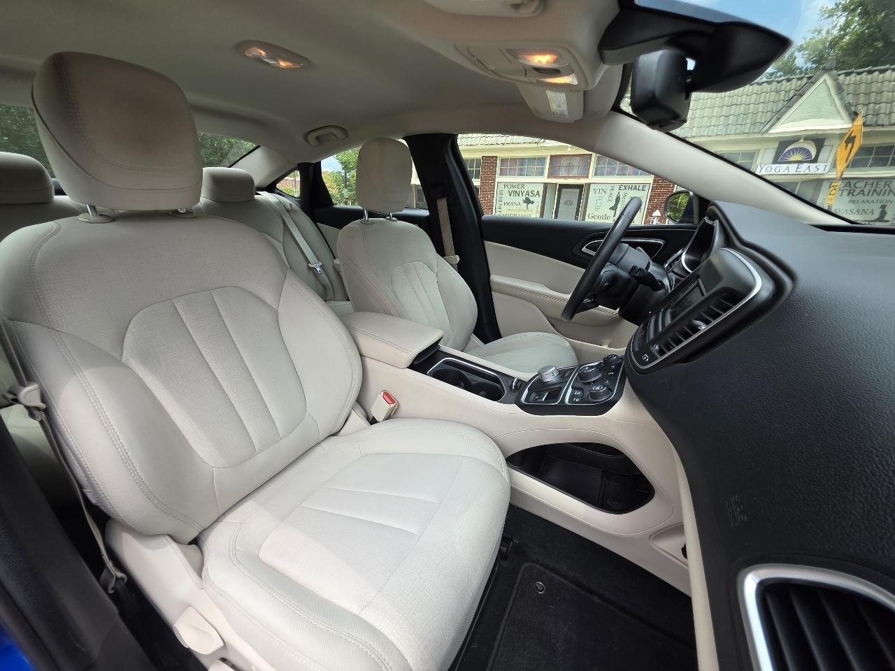 Chrysler 200 Limited 2015