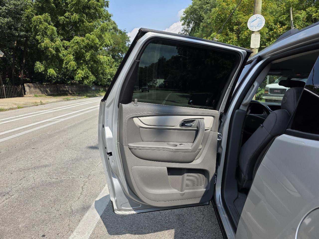 Chevrolet Traverse LS AWD 2016