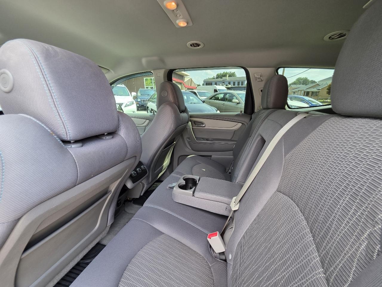 Chevrolet Traverse LS AWD 2016
