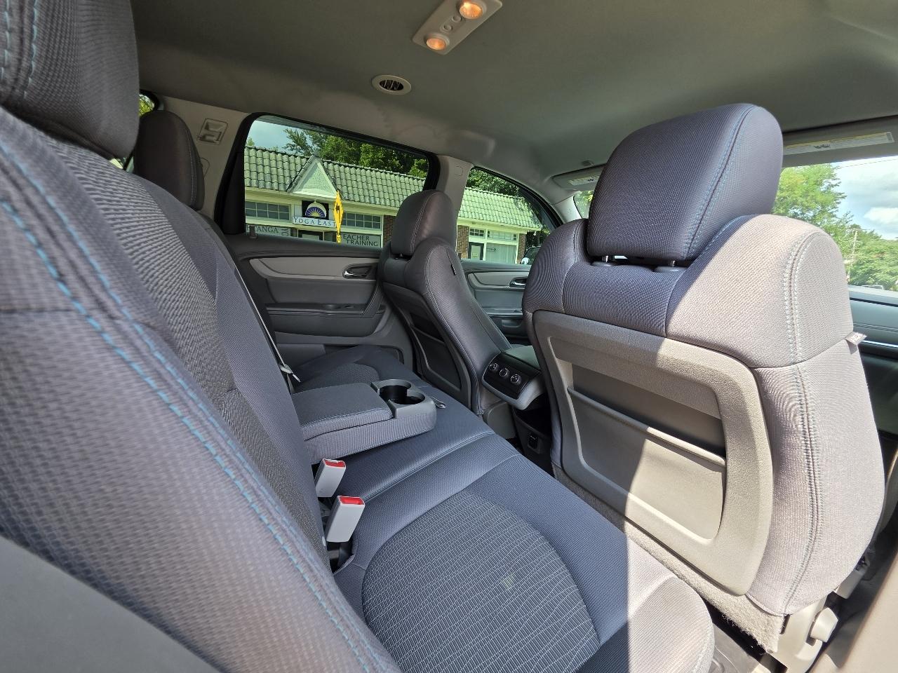 Chevrolet Traverse LS AWD 2016