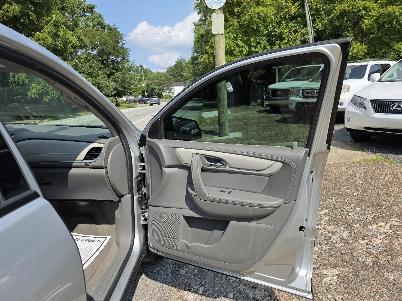 Chevrolet Traverse LS AWD 2016
