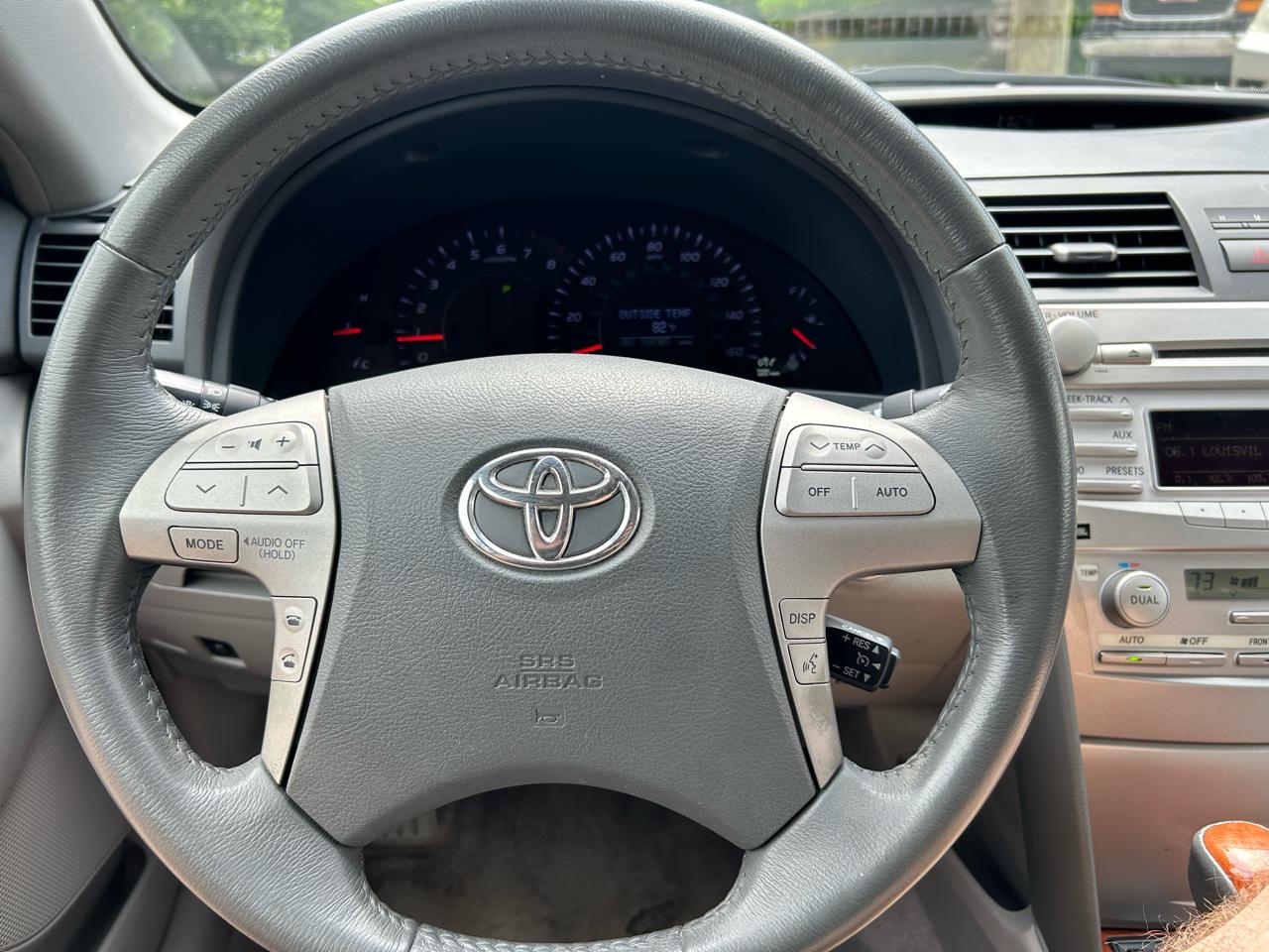 Toyota Camry LE V6 6-Spd AT 2010