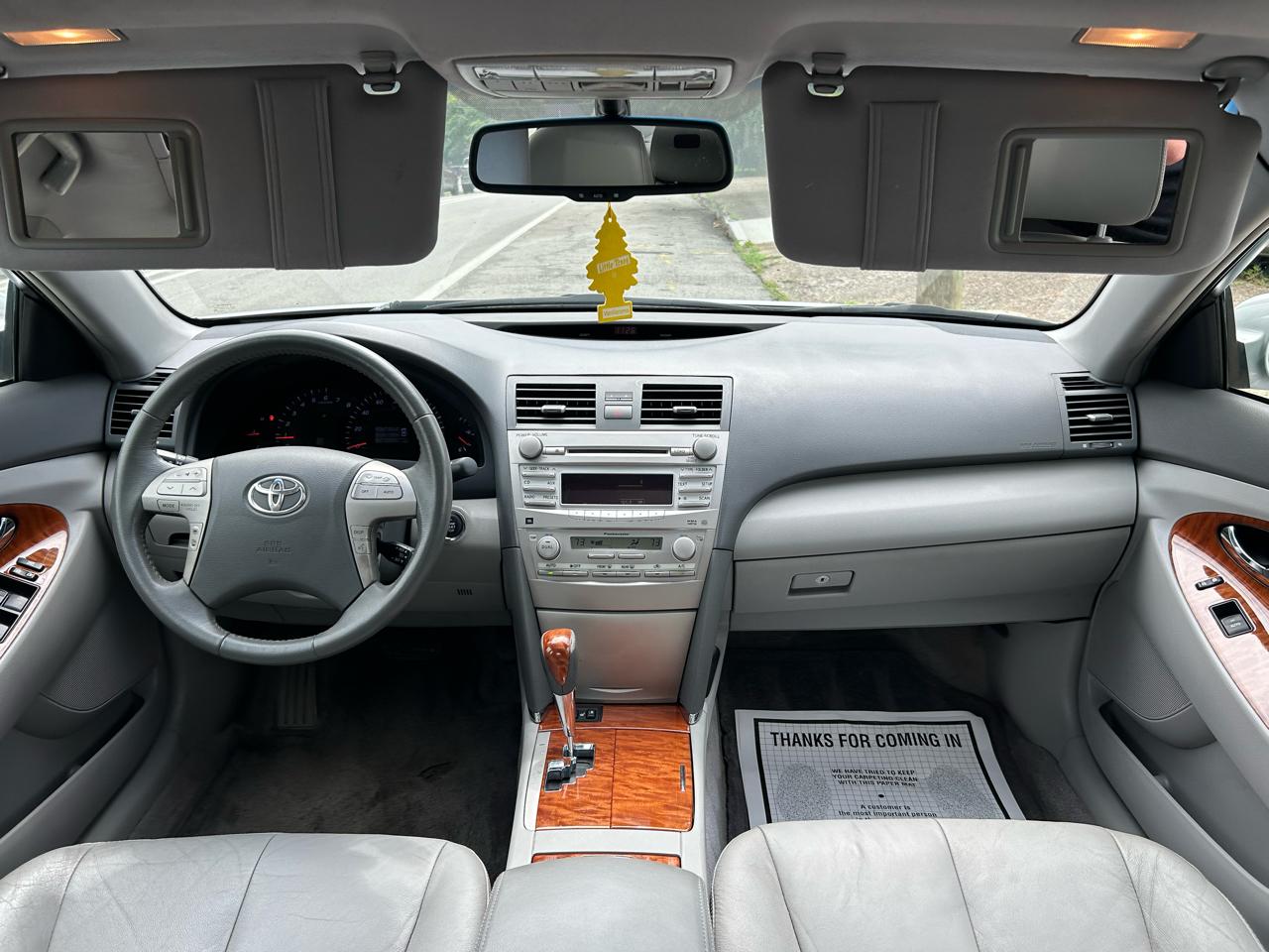 Toyota Camry LE V6 6-Spd AT 2010