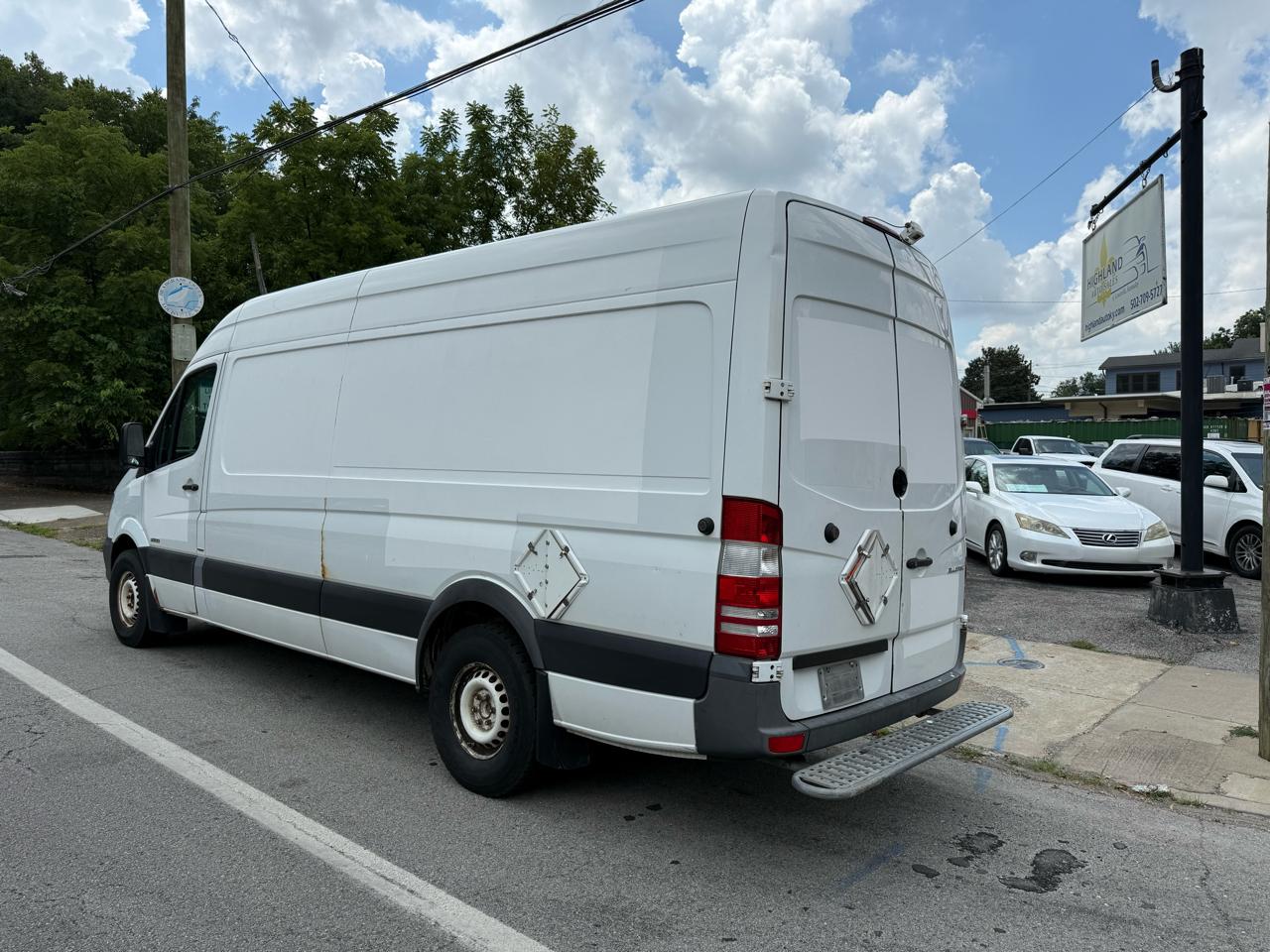 Mercedes-Benz Sprinter 2500 High Roof Cargo 4cyl 170WB 2014