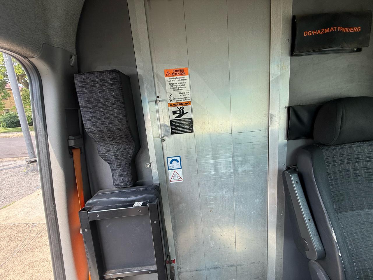 Mercedes-Benz Sprinter 2500 High Roof Cargo 4cyl 170WB 2014