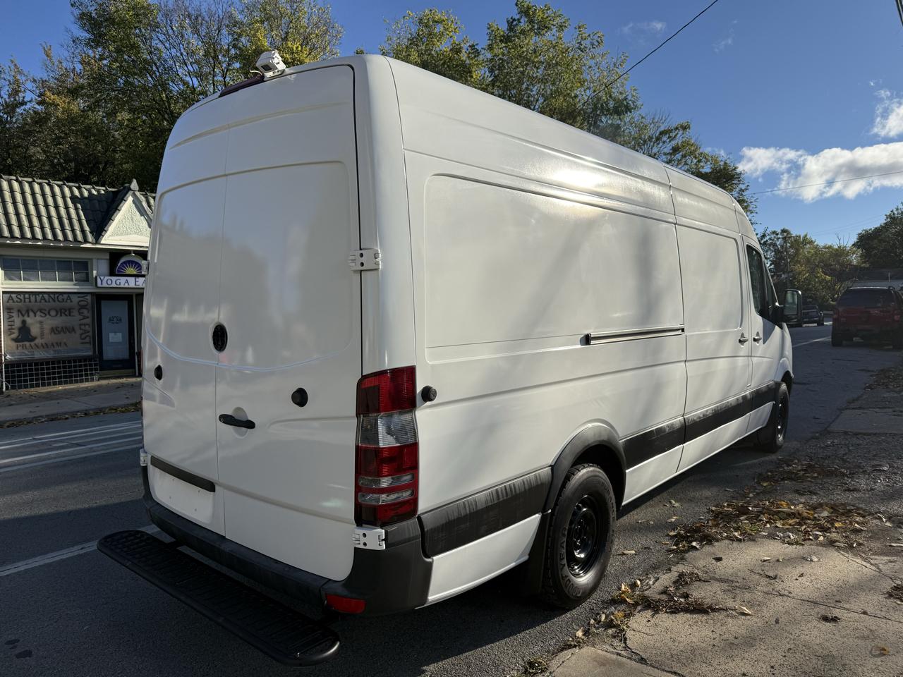 Mercedes-Benz Sprinter 2500 High Roof Cargo 4cyl 170WB 2014
