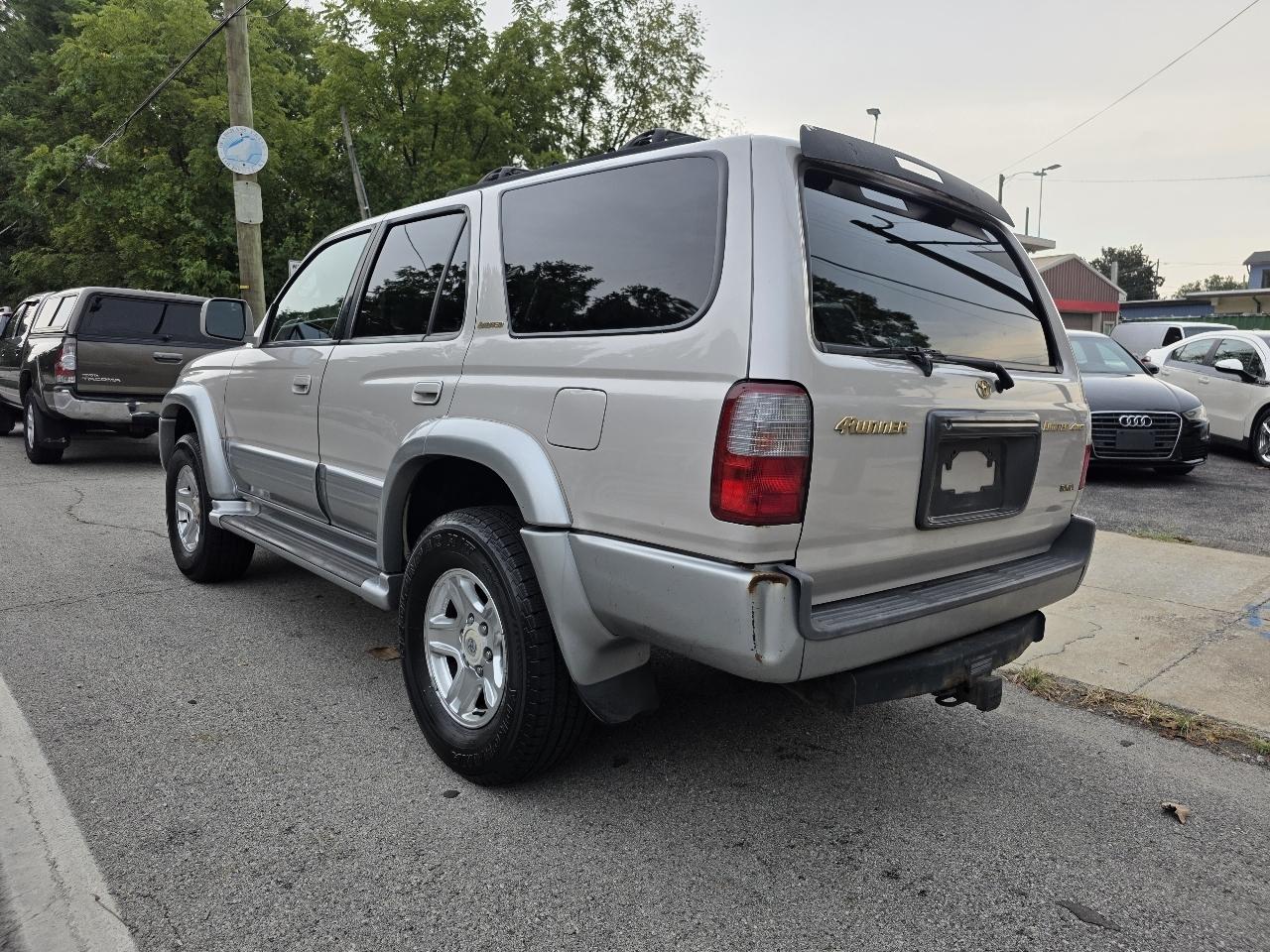 Toyota 4Runner Limited 4WD 1999