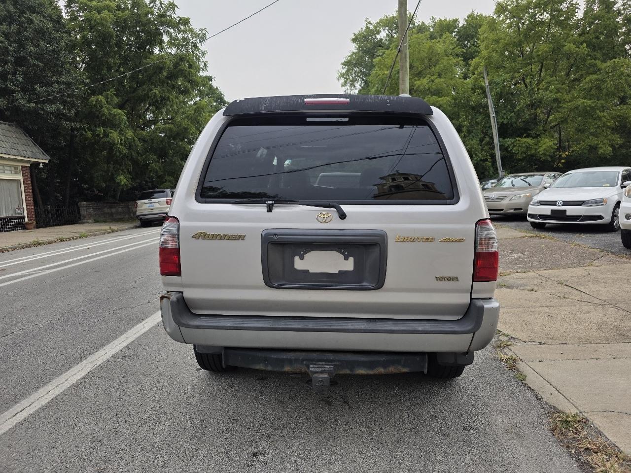 Toyota 4Runner Limited 4WD 1999