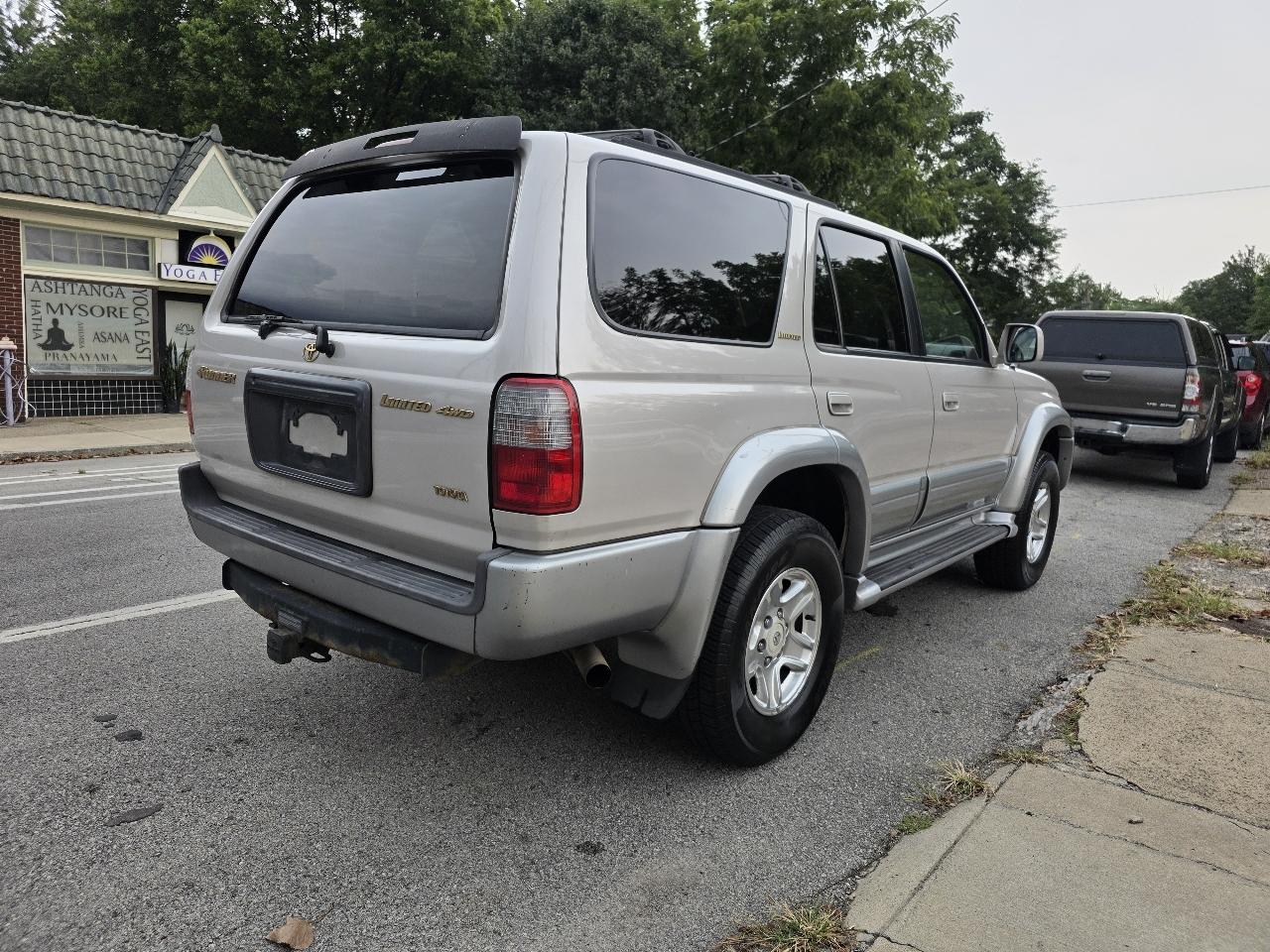 Toyota 4Runner Limited 4WD 1999
