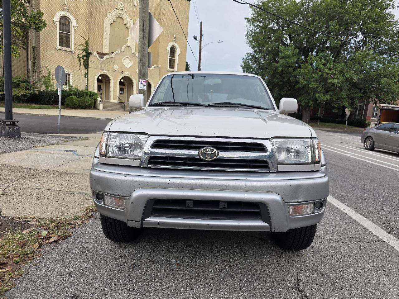 Toyota 4Runner Limited 4WD 1999