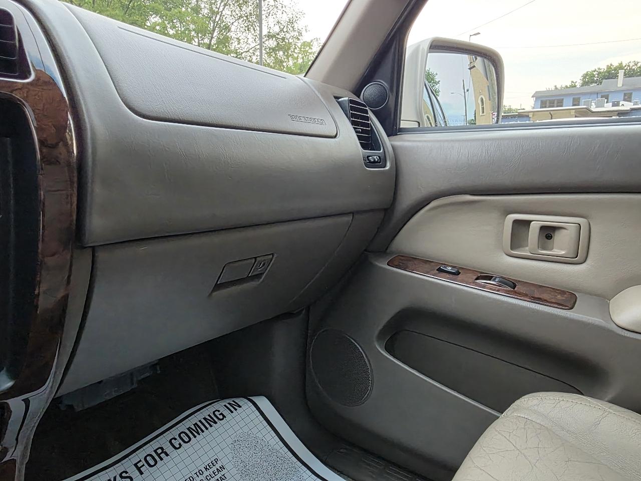 Toyota 4Runner Limited 4WD 1999