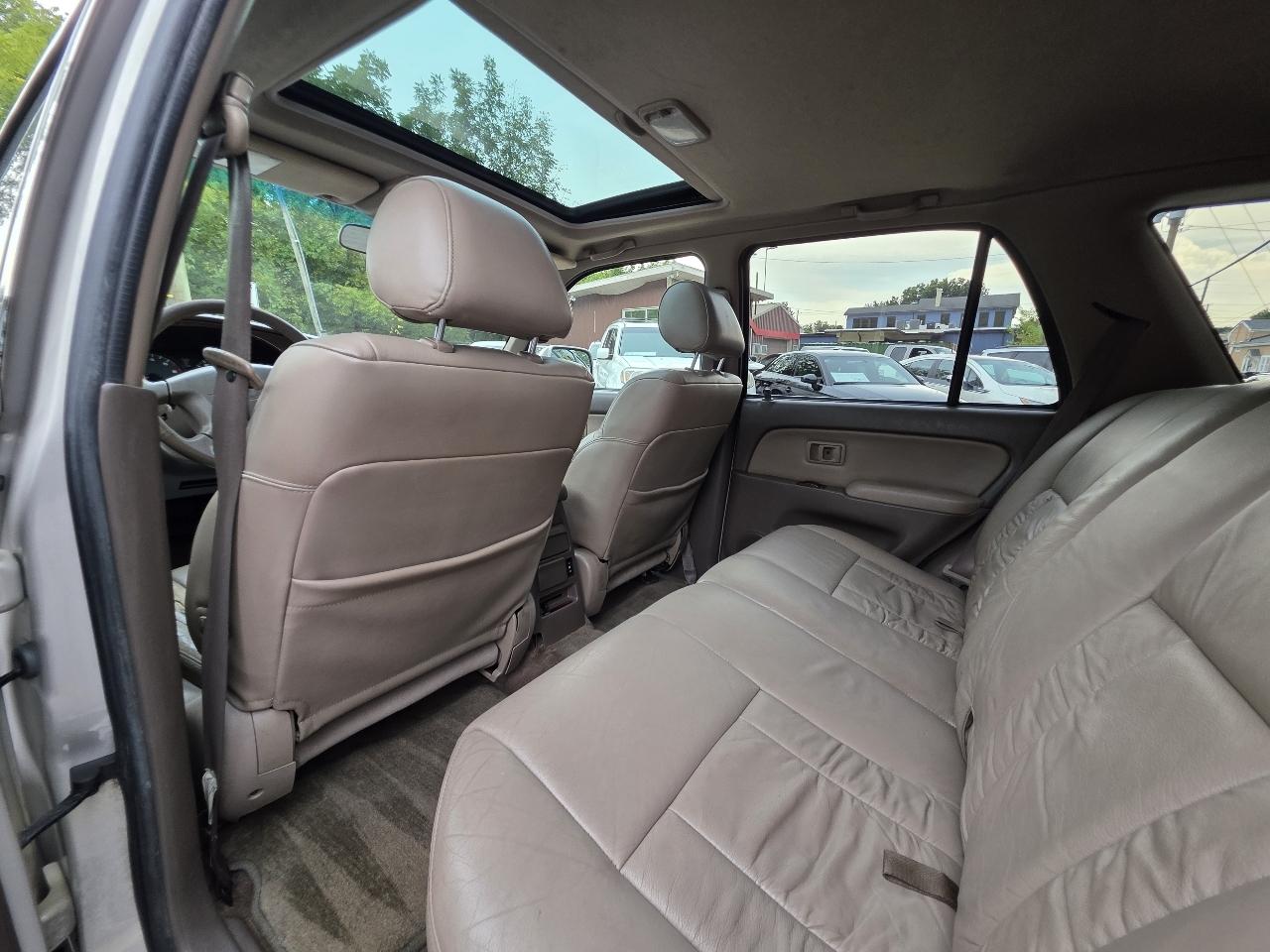 Toyota 4Runner Limited 4WD 1999